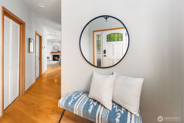 Property Photo: 8233 NE 163rd Place WA 98028