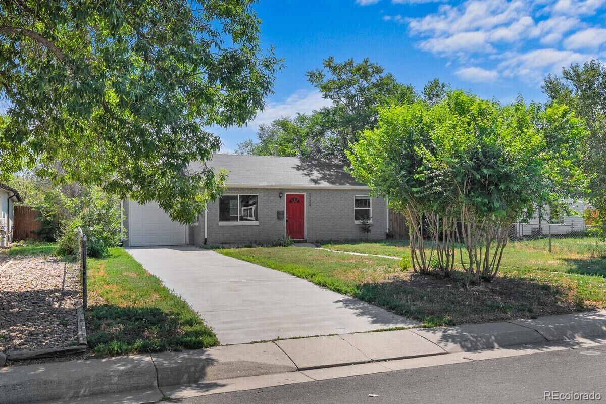 Property Photo: 1724 Nome Street CO 80010