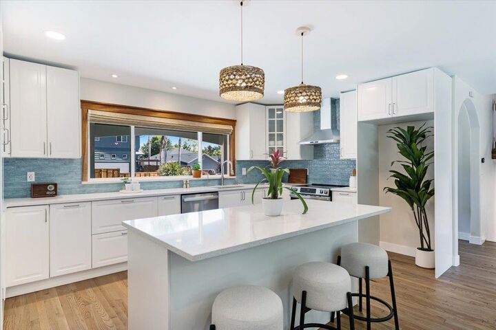 Property Photo:  806 Clubhouse Drive  CA 95003 