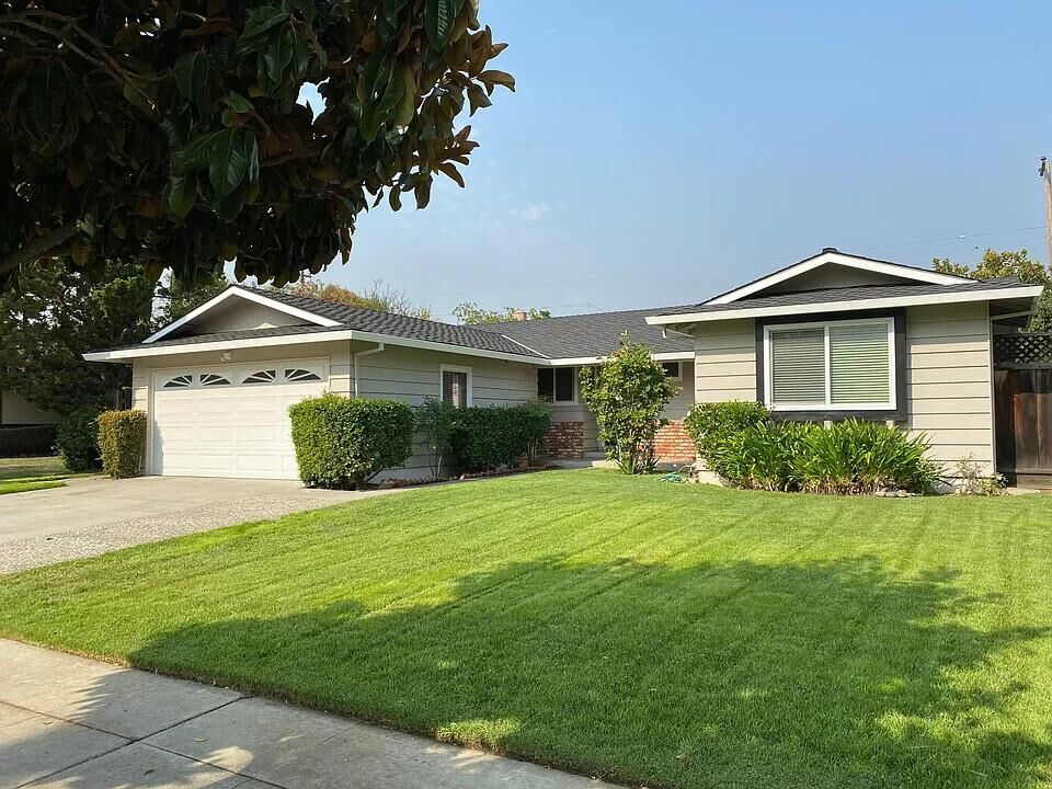 Property Photo:  1549 Danromas Way  CA 95129 