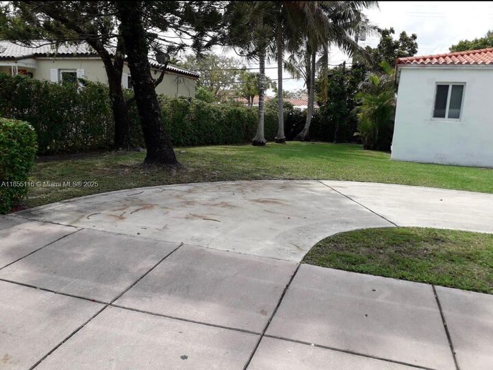 Property Photo: 702 Boabadilla St FL 33134