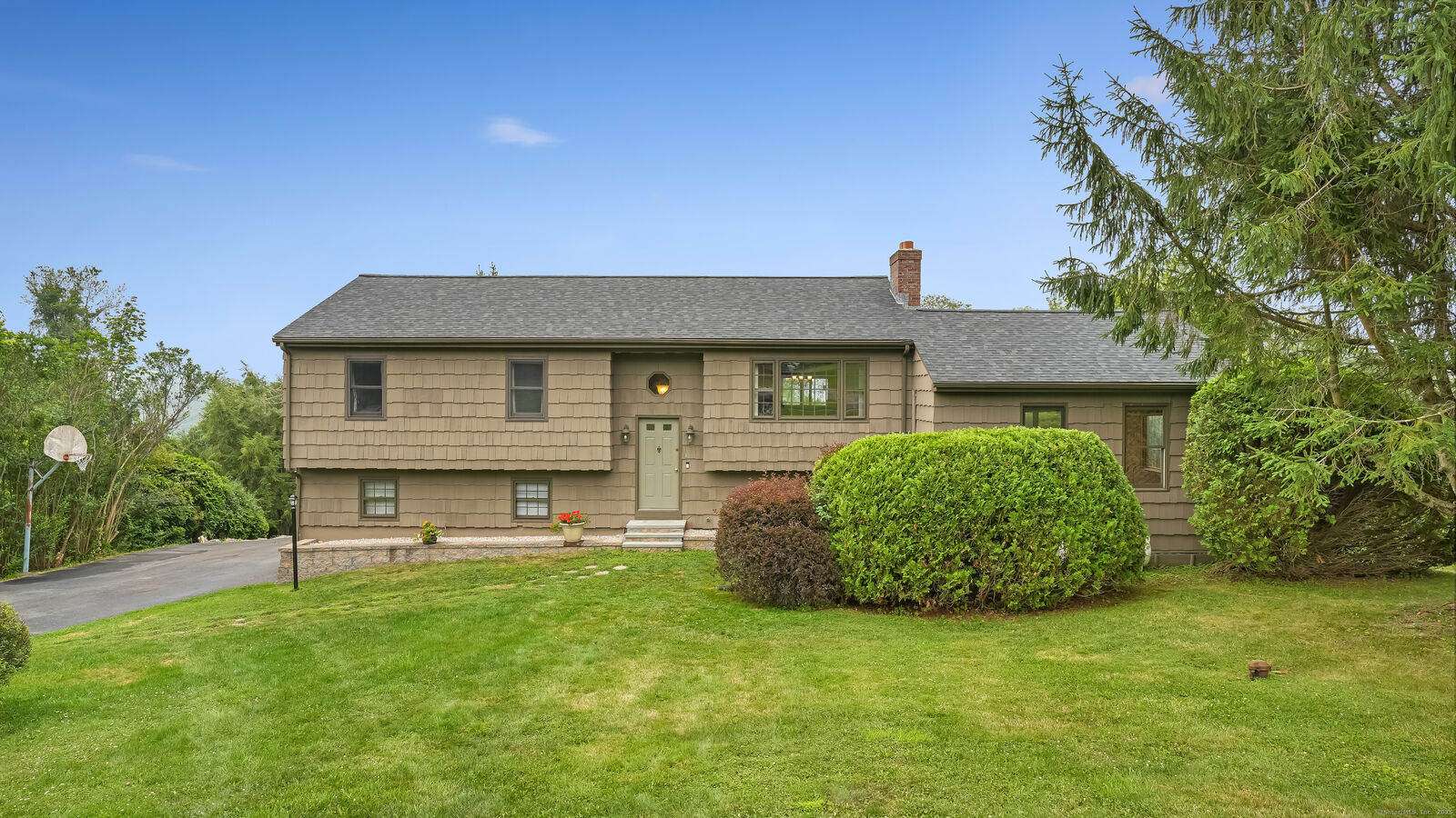 Property Photo:  92 Chapin Road  CT 06776