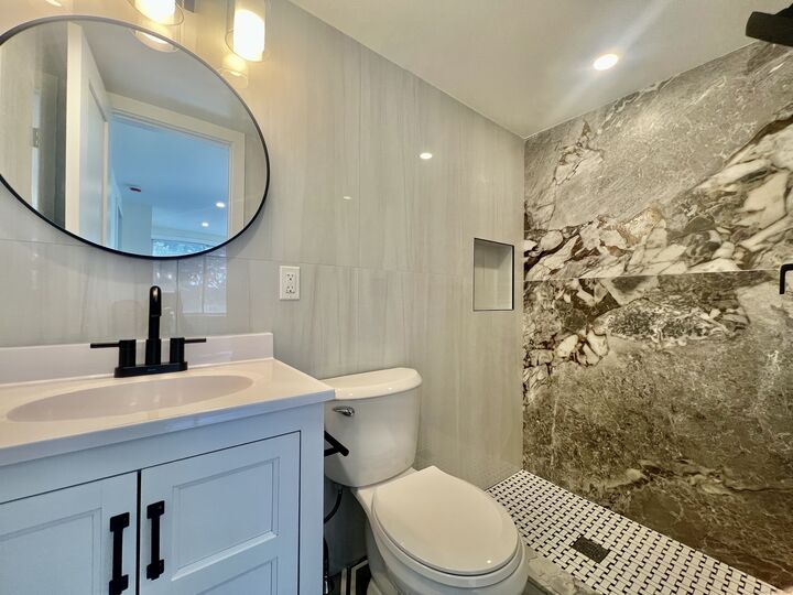 Property Photo:  34 Hundley Court  CT 06902 