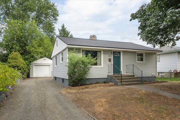 Property Photo:  6108 N Maple St  WA 99205 