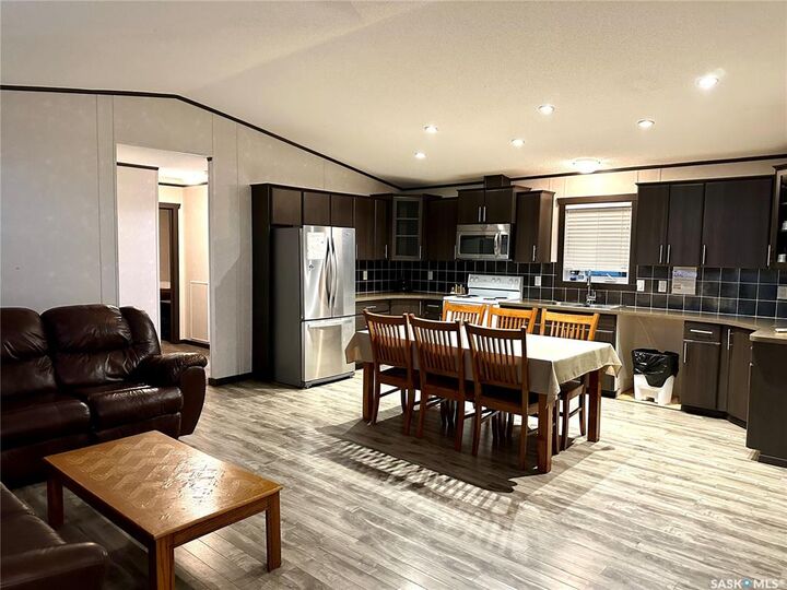Property Photo:  903 Otter Street  SK S0J 1L0 