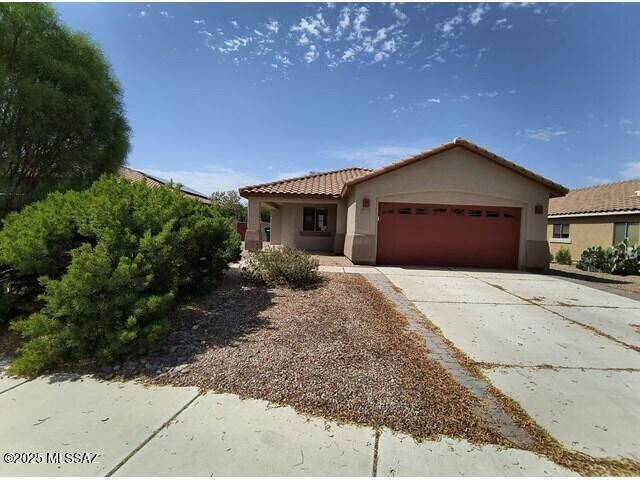 Property Photo: 11313 W Farm Village Drive AZ 85653