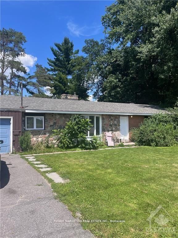 Property Photo: 3433 Carling Avenue ON K2H 7V5