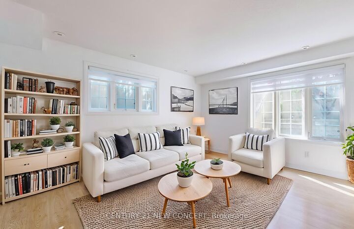 45 Cedarcroft Boulevard 2  Toronto ON M2R 3Y2 photo