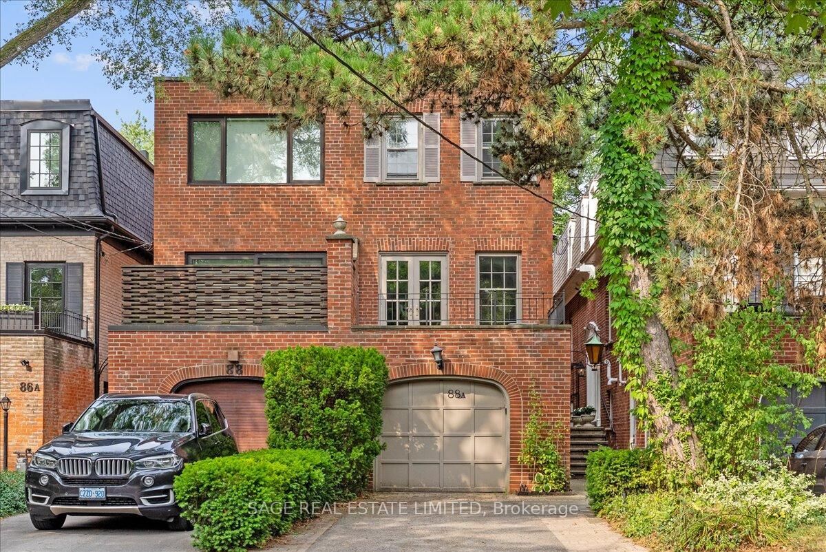 Property Photo: 88A Glen Road ON M4W 2V6