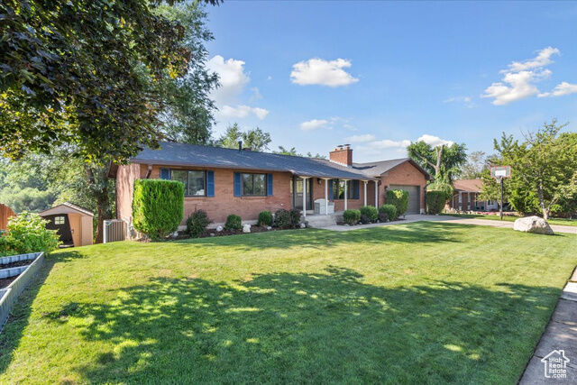 Property Photo: 2782 E Brinton Way UT 84040