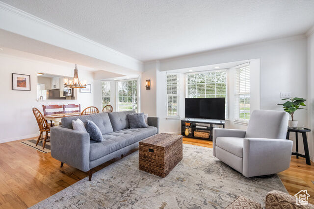 Property Photo: 893 Zurich Ln UT 84049