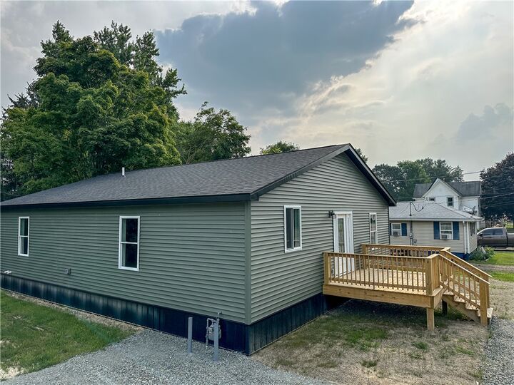 9 Whiting Street  Bath NY 14810 photo