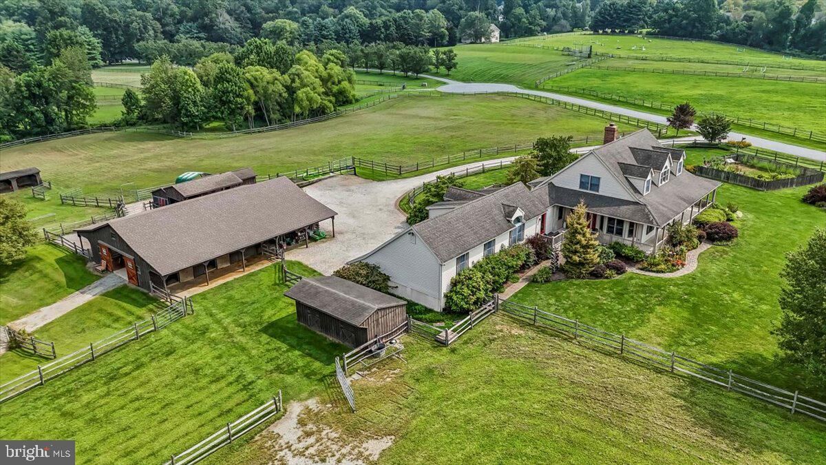 Property Photo: 67 Fairview Lane PA 19350
