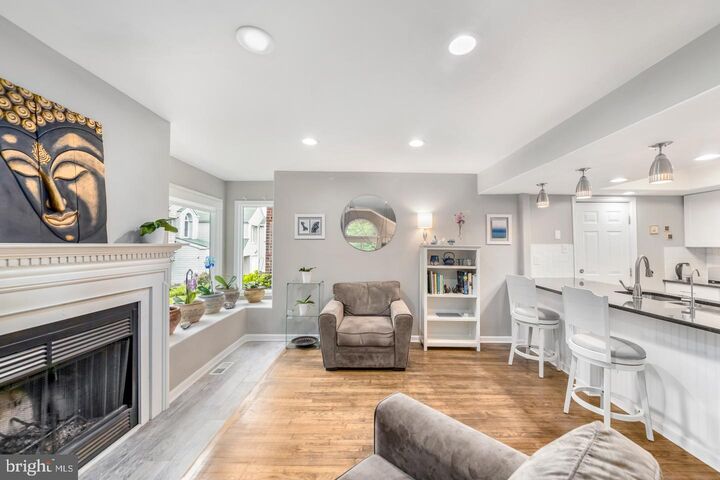 Property Photo: 217 Sleepy Hollow Court DE 19711