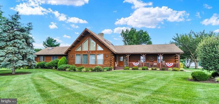 695 Freysville Road  Hellam PA 17406 photo