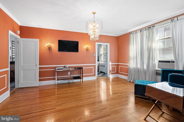 433 E Hortter Street  Philadelphia PA 19119 photo