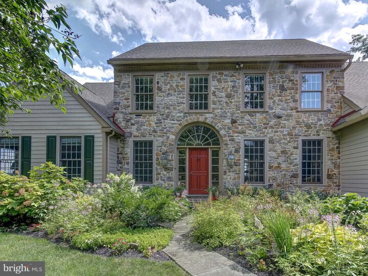 Property Photo:  933 Copes Lane  PA 19380 