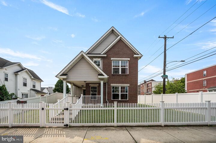 1520 N Franklin Street  Philadelphia PA 19122 photo