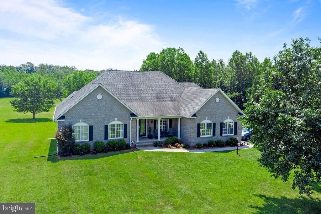 Property Photo: 7609 Baileys Road VA 22551