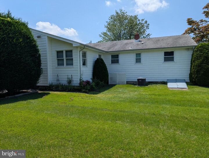 Property Photo: 6 Alton Road NJ 08619