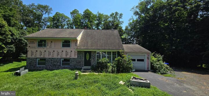 Property Photo:  1312 College Hill Drive  PA 19373 