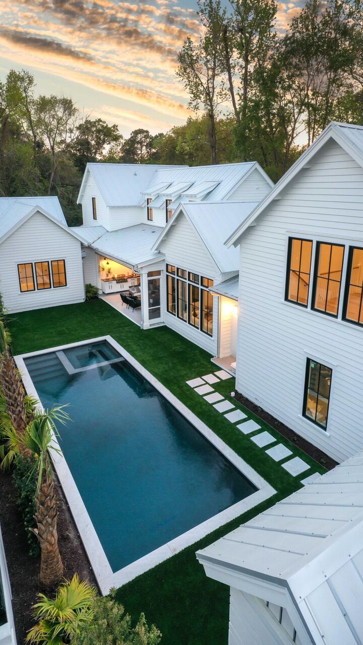 Property Photo:  19 Mobile Street  SC 29464 