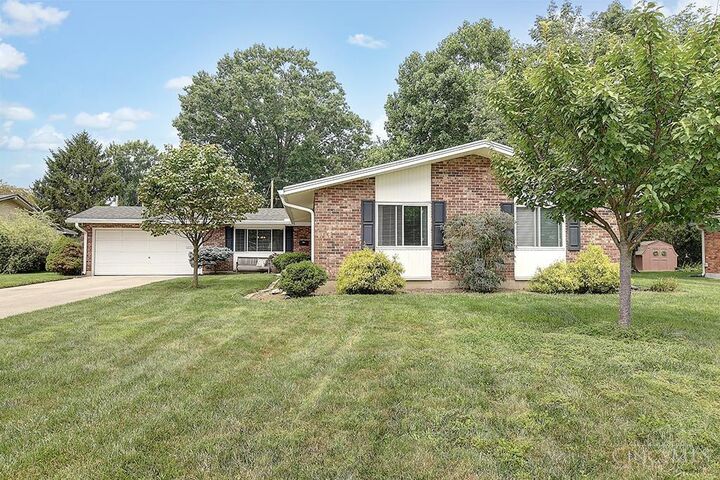 2169 Broadbent Way  Kettering OH 45440 photo