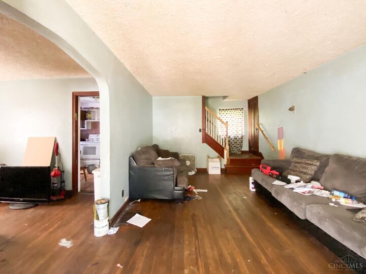 Property Photo: 1127 Cedar Ave OH 45224