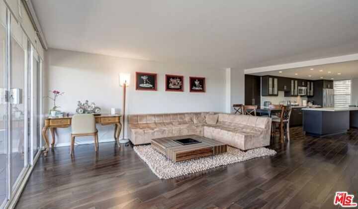 Property Photo:  4265 Marina City Dr  CA 90292 