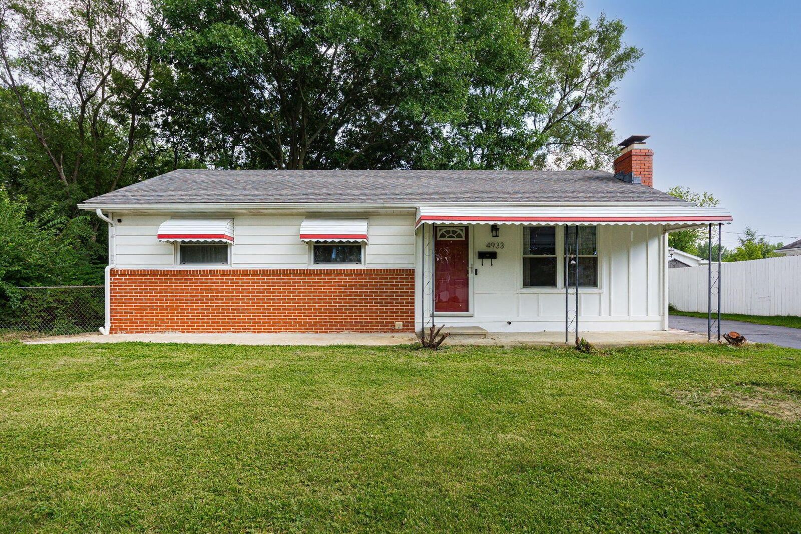 Property Photo:  4933 Travers Court  OH 43026 