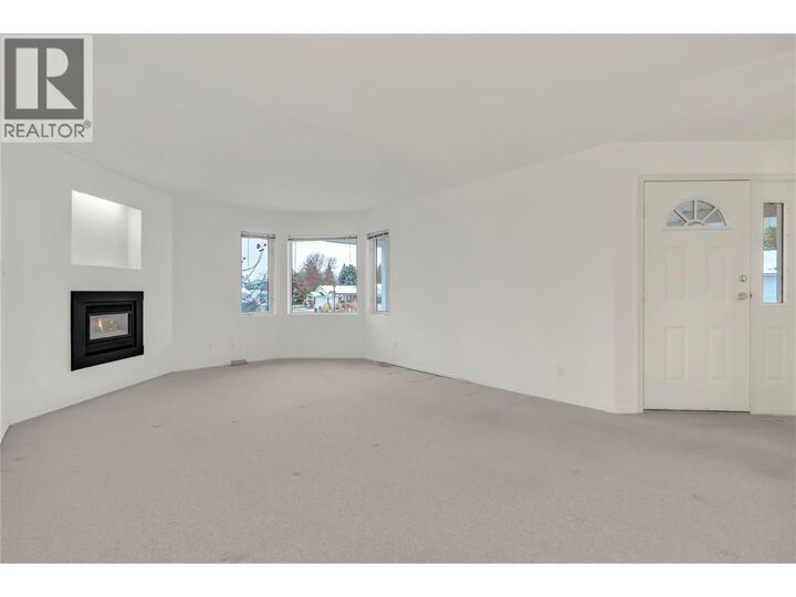 Property Photo: 17017 Snow Avenue 24 BC V0H 1Z6