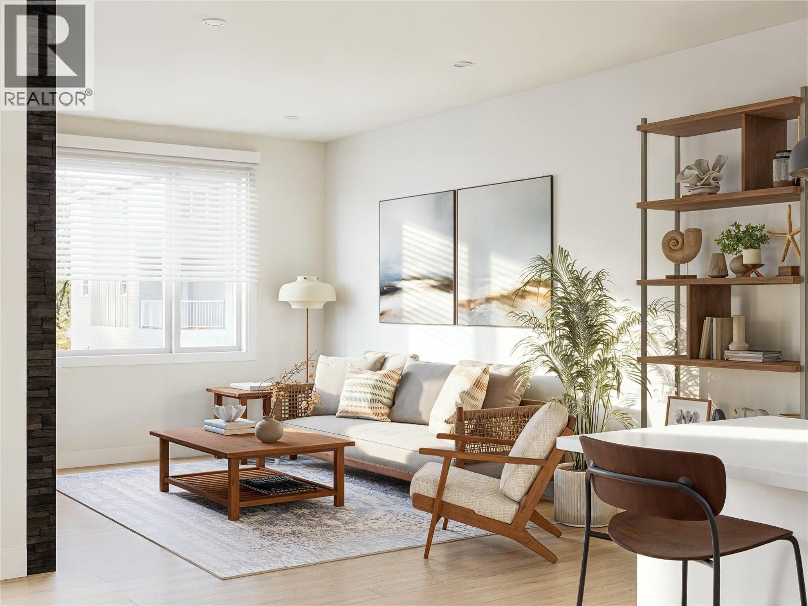 Property Photo: 222 Temple Street 5 BC V0E 2V0