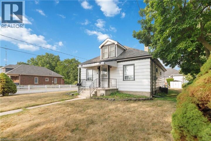 Property Photo: 28 Hamilton Avenue ON N3S 6Z8
