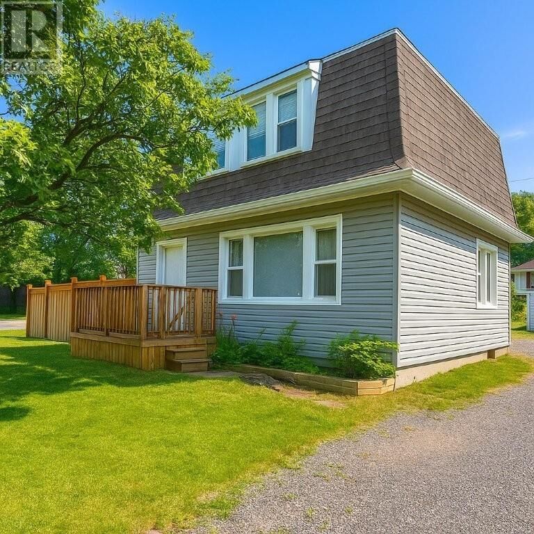 Photo de la propriété: 62 Brompton Rd ON P0T 2P0