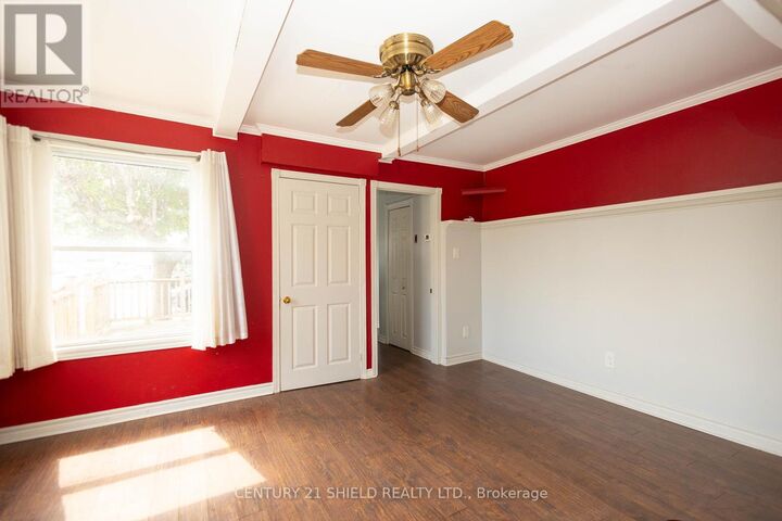 Property Photo:  627 Pitt Street  ON K6J 3R8 