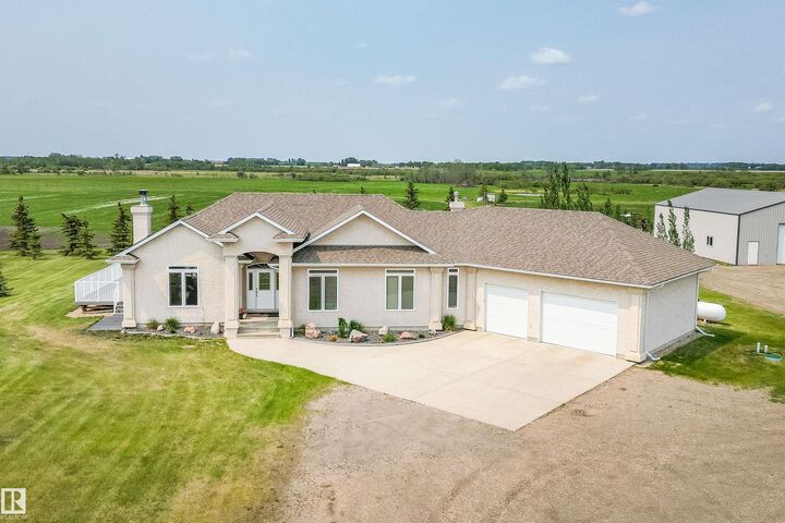 Property Photo: 55116 Rge Rd 234 AB T8T 2A7