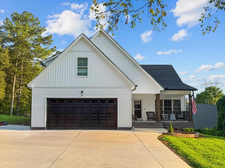 Property Photo: 120 Stonewood Drive NW TN 37311