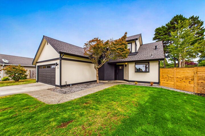Property Photo:  1778 Catherine Court  CA 95519 