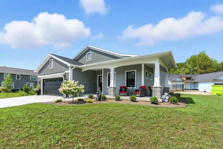 Property Photo:  701 Broadhead  MI 48642 