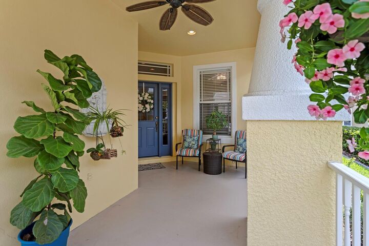 Property Photo:  10112 Parley Drive  FL 33626 