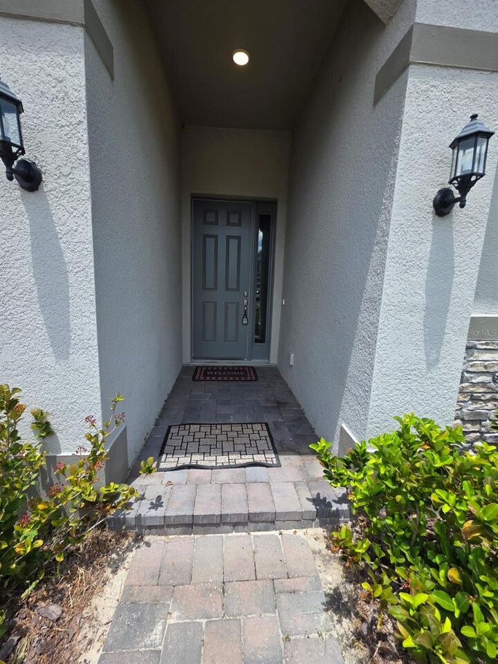 Property Photo: 2045 Havasu Falls Drive FL 32724