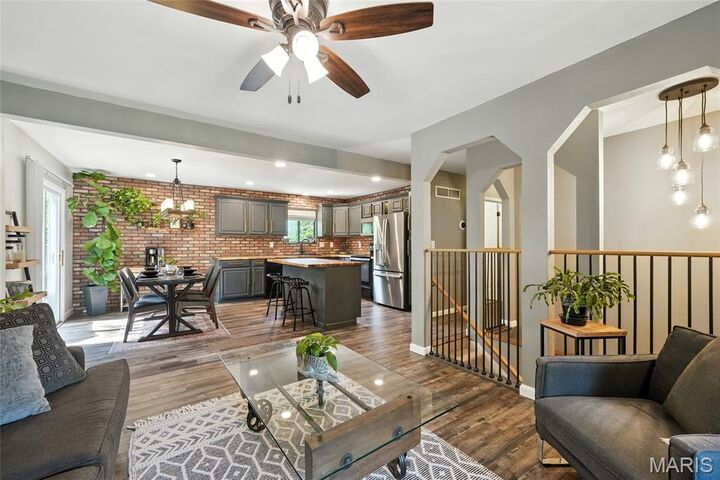 Property Photo:  2175 Forest Lane  MO 63010 