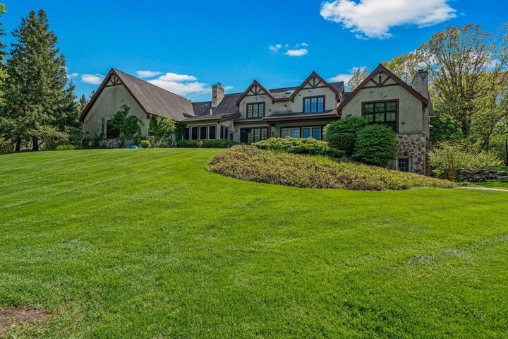 Property Photo:  W330n247 Kettle Moraine Dr Lot 2 Of Csm  WI 53018 