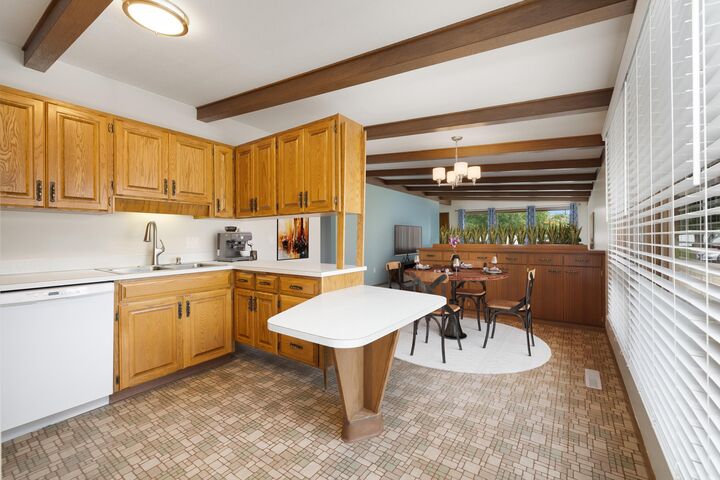 Property Photo:  2905 SW 1st Ave  ND 58701 