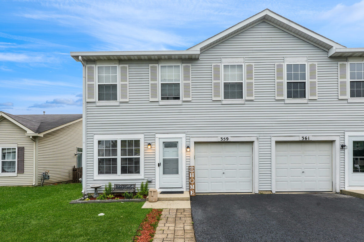 Property Photo: 359 Reston Circle IL 60446