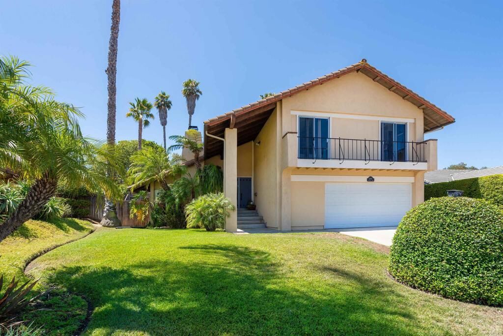 Property Photo:  12567 Pomerado Ct  CA 92128 