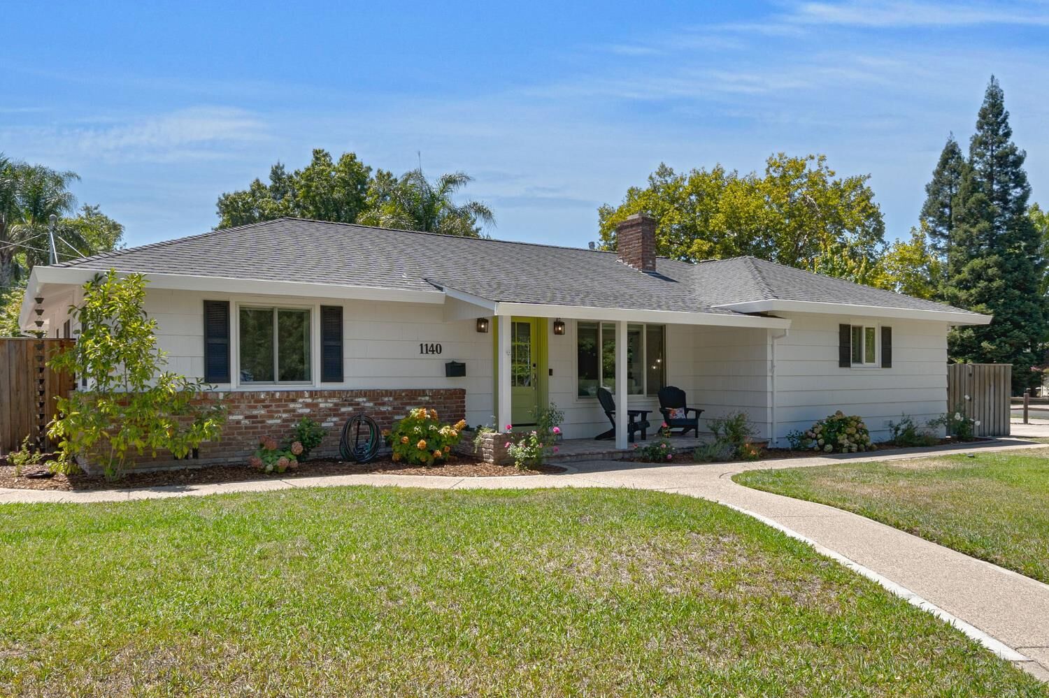 Property Photo: 1140 Castec Drive CA 95864