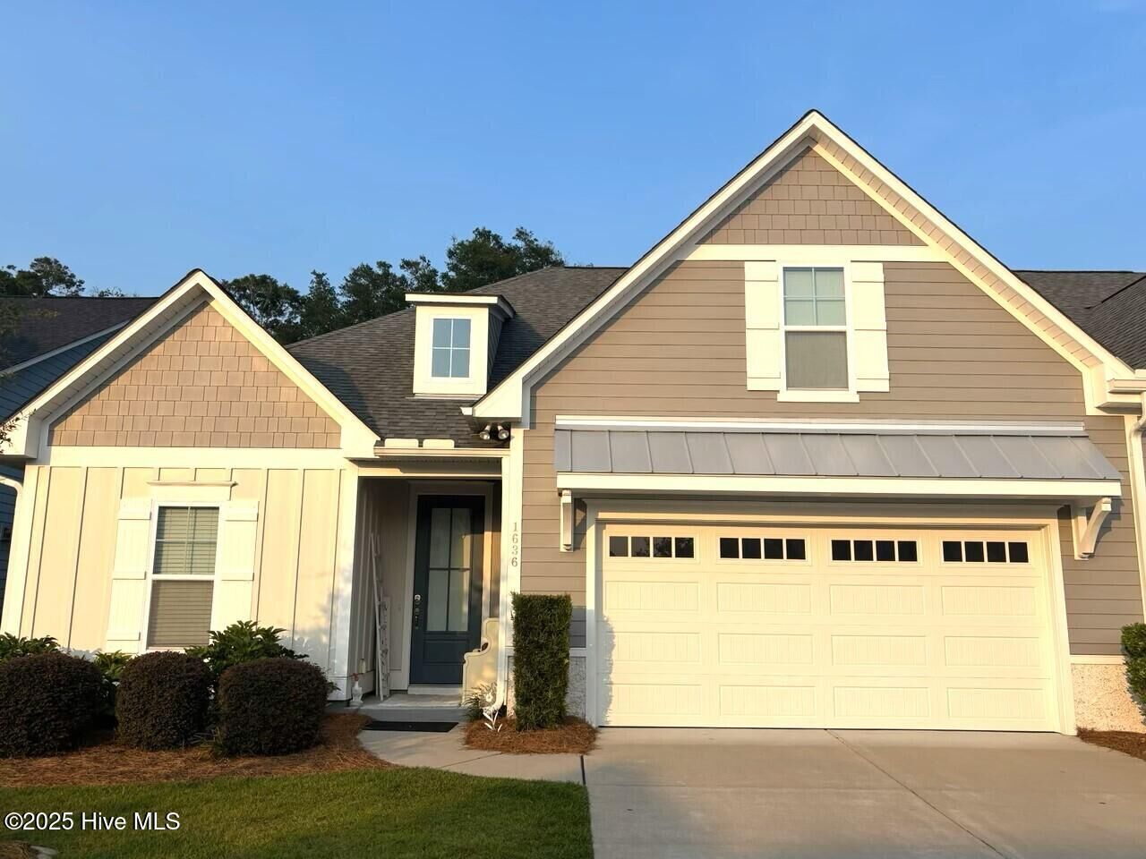 Property Photo:  1636 Sand Harbor Circle  NC 28469 