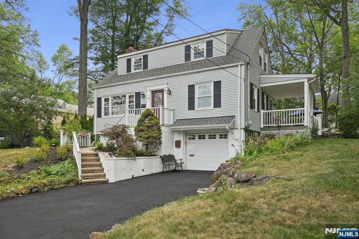Property Photo: 55 Valley View Terrace NJ 07470