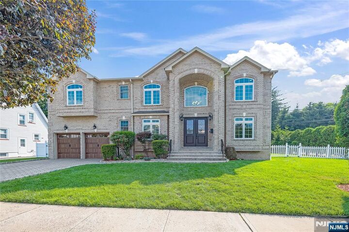 Property Photo:  4 Holland Avenue  NJ 07627 